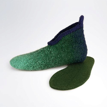 Slippers (01)
